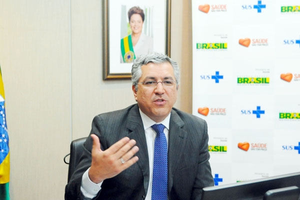 Padilha, ministro da Saúde: apoio a Pelizaro